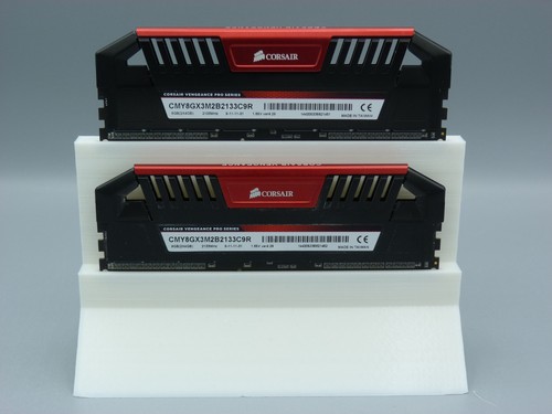 4gb corsair vengeance - 2x,