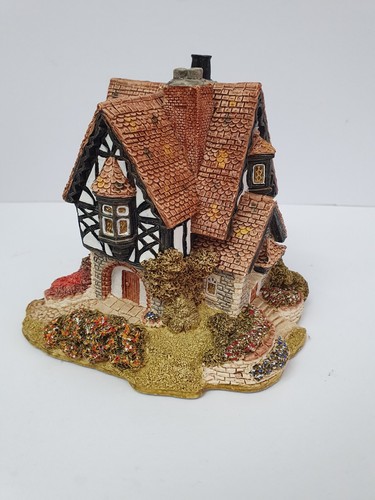 Lilliput lane tanglewood - lane, lodge