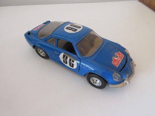 Alpine renault burago made - renault,