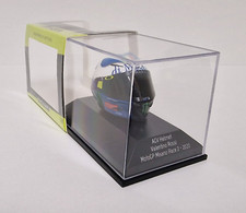 Minichamps 1:8 Valentino Rossi