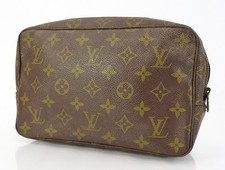 Auth LOUIS VUITTON Trousse