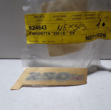 TARGHETTA "250 IE" DESTRA PER