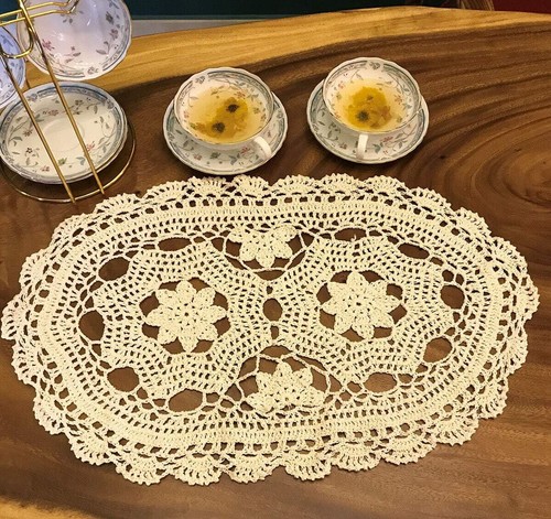 Tovaglietta sciarpa comò
