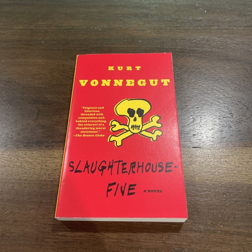 Slaughterhouse five kurt - slaughterhouse-five,
