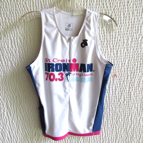 Top iron man croix isole - st,