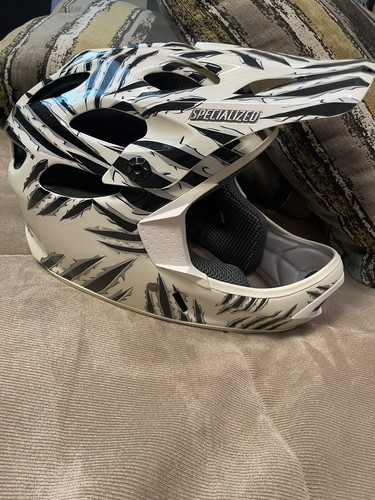 Specialized deviant - 2,