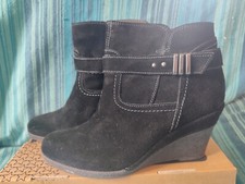 Stivaletti donna neri con zeppa numero 39/40