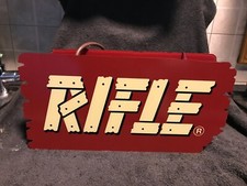 INSEGNA PUBBLICITARIA LUMINOSA " RIFLE " BIFACCIALE IN OTTIME CONDIZIONI