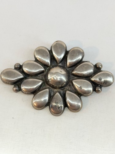 Spilla fiore astratto argento