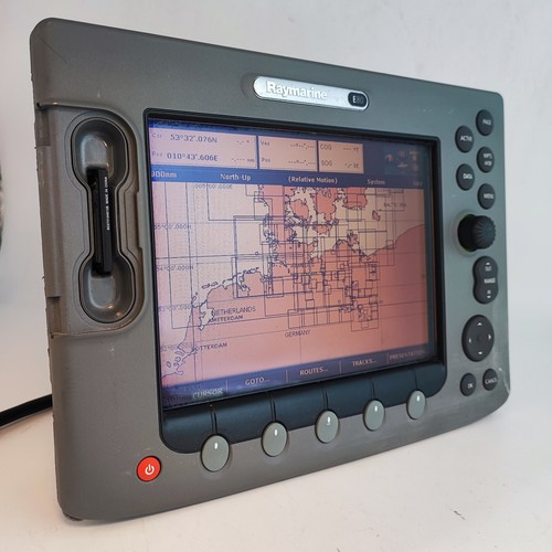Raymarine e80 e02011 mfd - raymarine,