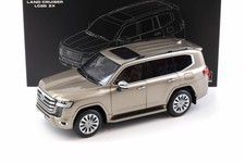 Modelli LCD 1:18 Toyota Land