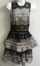 abito bronx e banco nero e