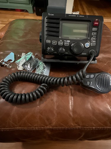 Unità testa radio - di,