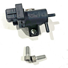 VIVARO 2012 NISSAN QASHQAI J10