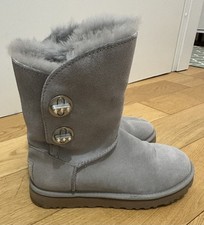 Stivali UGG Mini Bailey Button