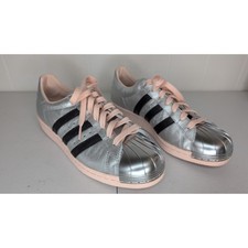 Scarpe Adidas Superstar argento metallizzato, striscia nera, punta in metallo argento