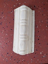 Antico bordo angolare in latta