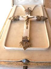 Antico crocifisso pendente in madreperla e argento vermeil - Francia - XIX sec.
