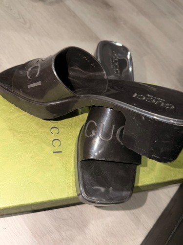Sandali con logo - , gucci