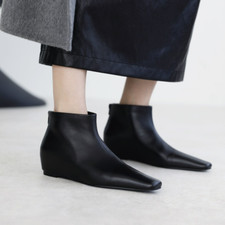 Stivaletti donna punta