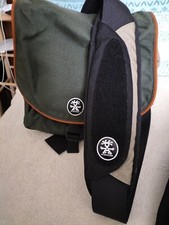 borsa per macchina fotografica Crumpler beige/verde /nero