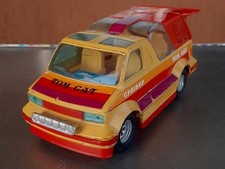 Burago BBurago Tom Cat Cruiser Giallo 02 1/24