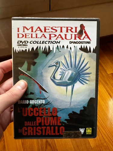 Uccello dalle piume di - dalle,