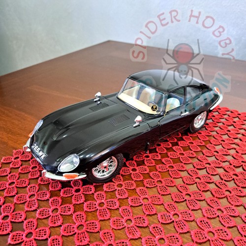 Jaguar type 18 nera - e, 1/18