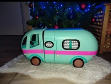 Mga Lol Surprise! OMG Glam N' Go Camper PLAYSET CON Piscina E Lol