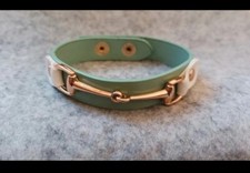 Braccialetto in ecopelle verde