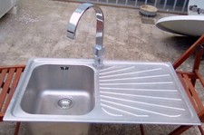 Miscelatore cucina cromato Newform + lavello