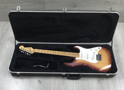 Fender stratocaster dan - fender,