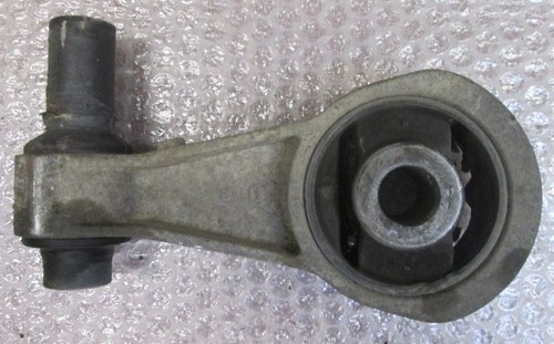 B093 supporto motore lancia - b093,