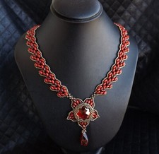 Collier tessitura a mano Swarovski "Crystal red magma" rosso 