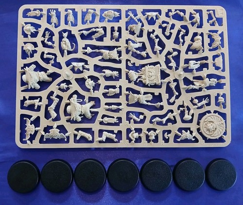Tomb kings half team - kings,