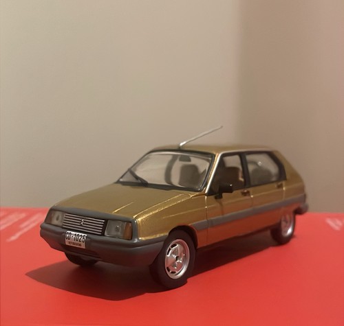 Auto modellino citroen visa - auto,