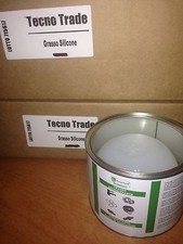 Grasso al silicone, idrorepellente, per metallo/plastica, mousse moto da 500ml.