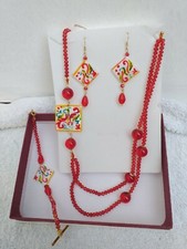 Parure orecchini collana e bracciale in swaroski  e madreperla dipinta a mano