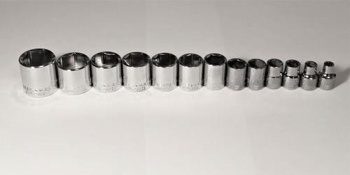 Craftsman socket set - socket, 3/8"