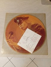 GUNS N' ROSES  LP WELCOME LIVE    ORIGINAL PROG  MINT WITH STICKER. 