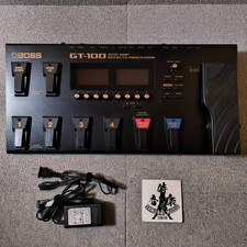 Processore effetti chitarra multieffetto BOSS GT-100 ver.2 usato con adattato...