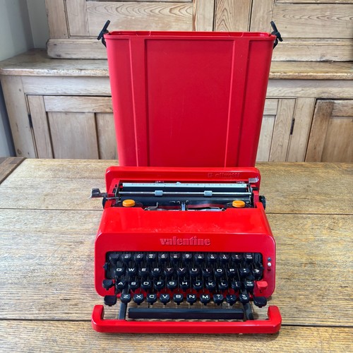 Olivetti valentine typewriter - valentine,
