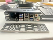 Scheda madre ASUS Sabertooth