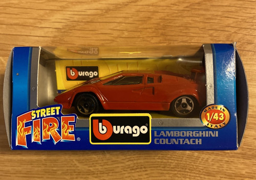 Bburago street fire 43 - street,