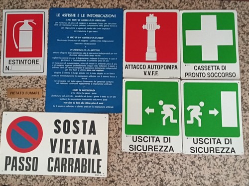Lotto cartelli segnaletica - 17,