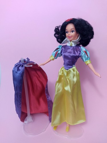 Bambola disney biancaneve - biancaneve, /