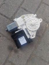 MOTORINO ALZAVETRO ANTERIORE DESTRO DX PER AUDI A3 Sportback Serie (8PA) 8P0959