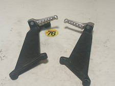 Coppia Pedane Passeggero Aprilia RSV 1000cc Dis.101706