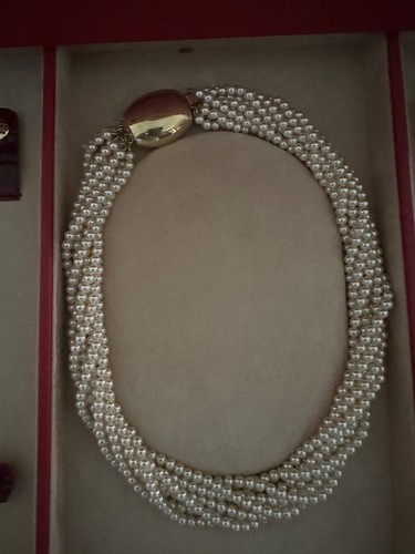 Collana perle intrecciate - in,