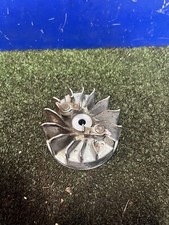 Jonsered 2035 Assemblaggio